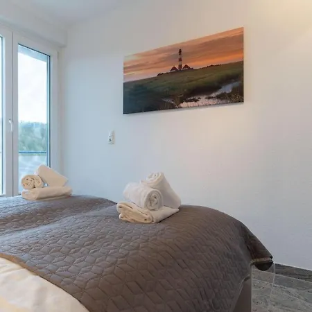 Haus-eriel-og-rechts Brösum