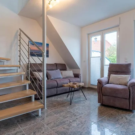 Haus-eriel-og-rechts * Brösum